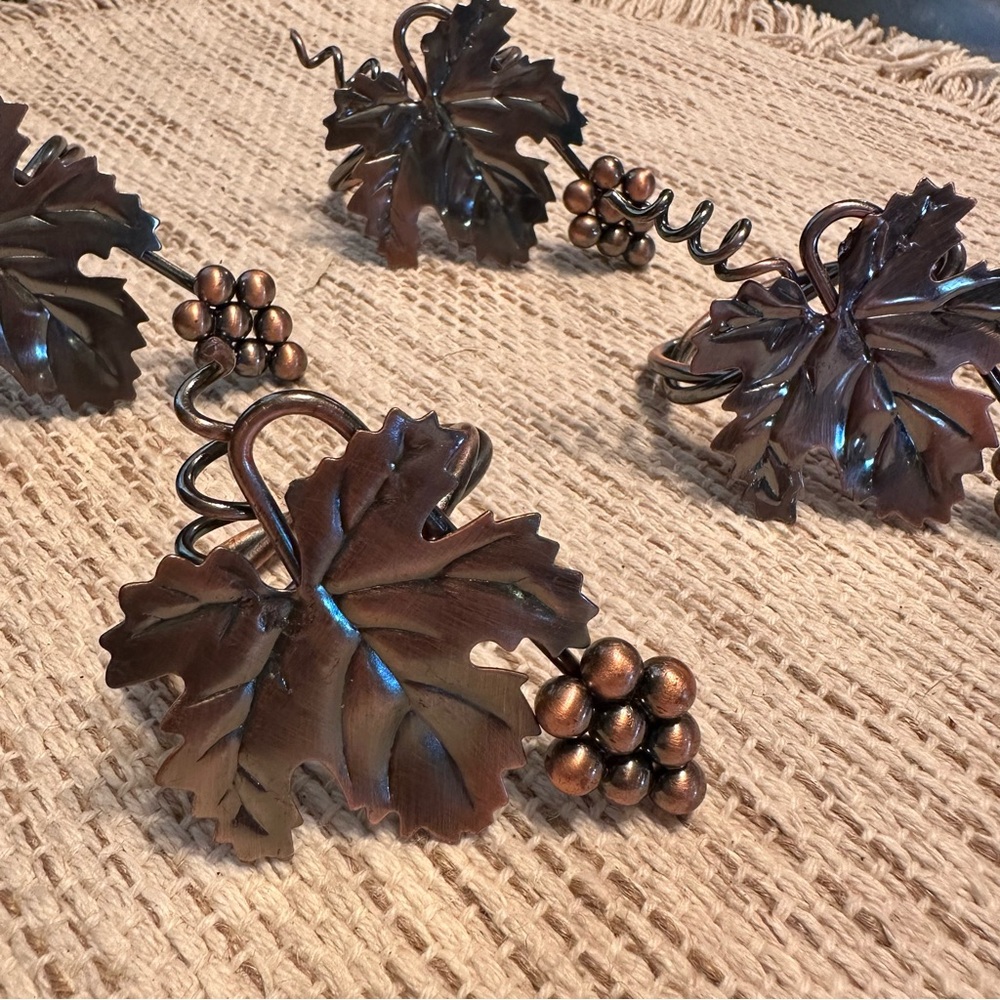 Copper Bronze Finish Grape Leaf Napkin Rings Set 4 NEW 3.5" x 2.5" Heavy Metal